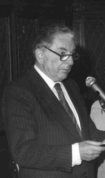 65) On. Leandro Fusaro (1915-1990) maggiorente democristiano vicentino di nascita ma feltrino d'adozione..jpg