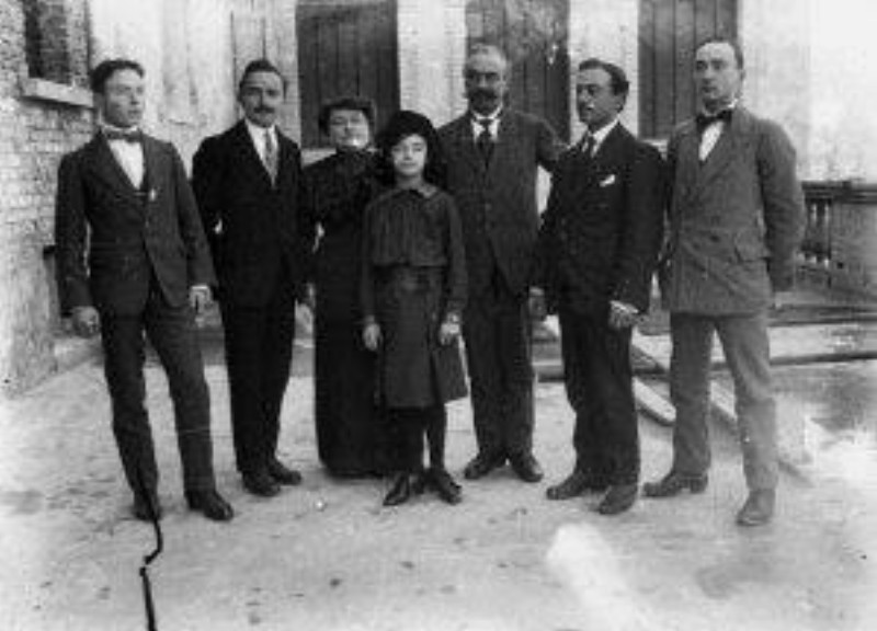 75) 1897-Il 27 marzo 1897 i tre fratelli, Luigi, Sante e Giovanni Luciani, originari di Canale d’Agordo (BL) inaugurano a Pedavena uno stabilimento per la produzione della birra..jpg