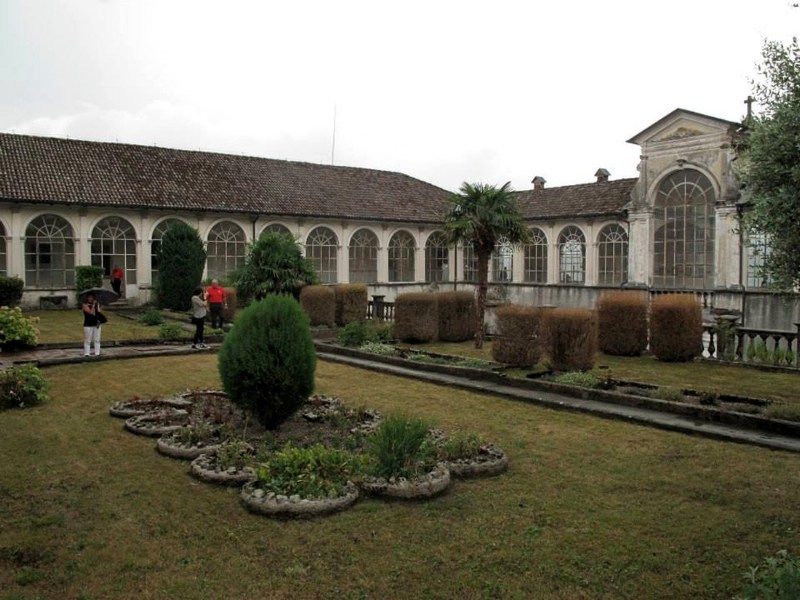 22)   Interno della Certosa di Vedana.jpg