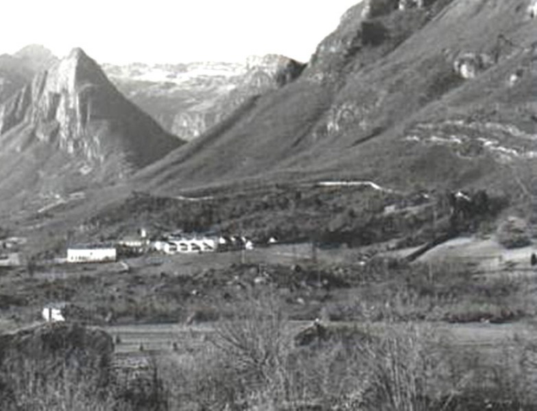 35) Foto storica Cartolina - Certosa di Vedana - Panorama.jpg