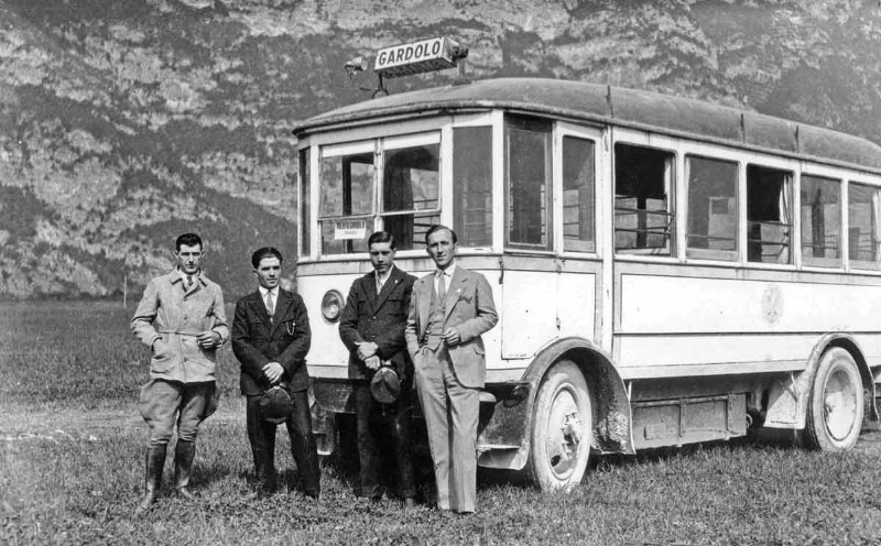 4) Cortina - 1927 - Società Automobilistica Dolomiti S.p.A...jpg