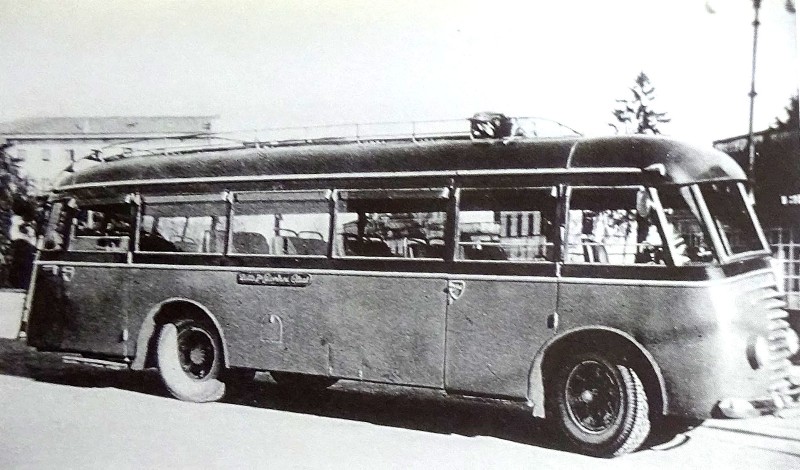 5) anni ‘50 - Fiat 626 della Giordani in servizio nella Valcellina;.jpg