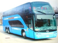 3)  anno 2000 - pullman a due piani Ayats Bravo 1 della Dolomitibus;.jpg