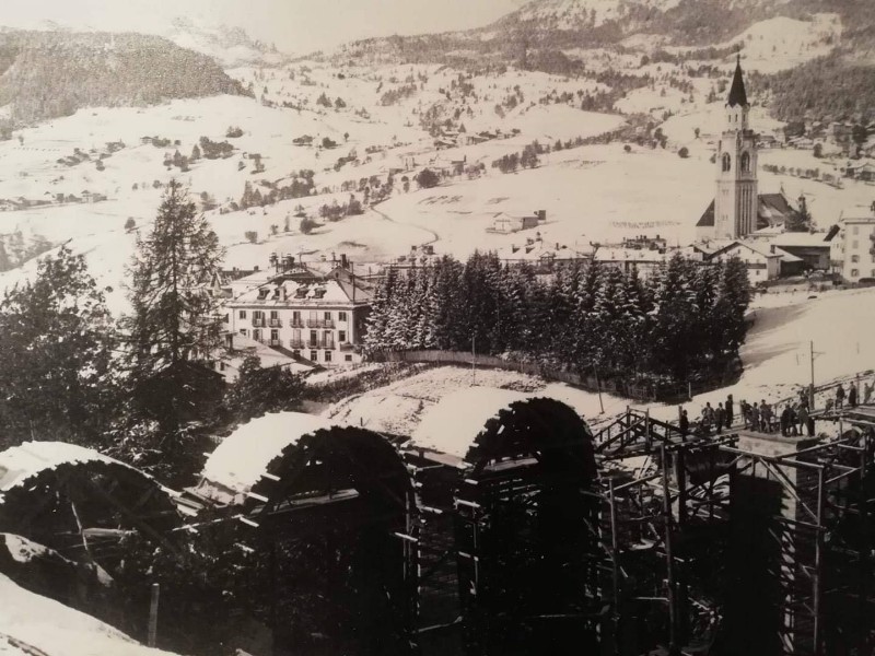 29c) Cortina - Una nevicata copre il ponte della ferrovia in costruzione. 1919-20..jpg