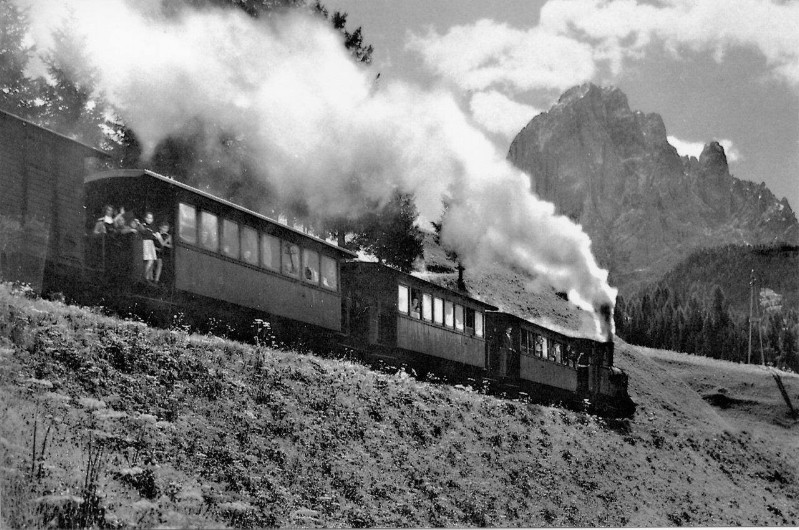 31f) Foto d'epoca della CALALZO-CORTINA-DOBBIACO (DOLOMITENBAHN) 1921 - 1964..jpg