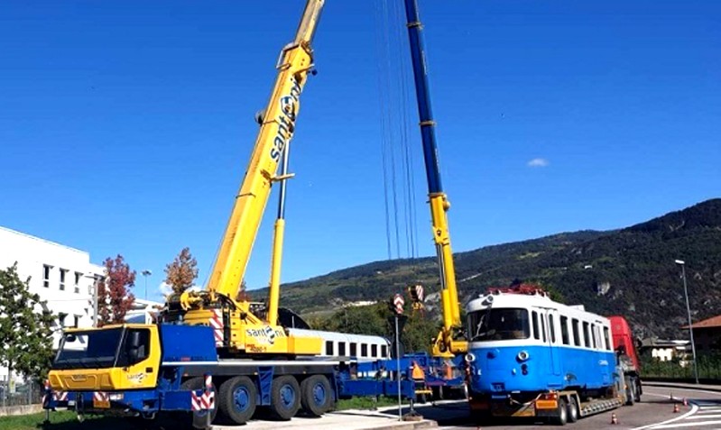 100) Il 'Treno delle Dolomiti' lascia Trento e torna a casa. Il Comune di Cortina lo riacquista per 70mila euro..jpg