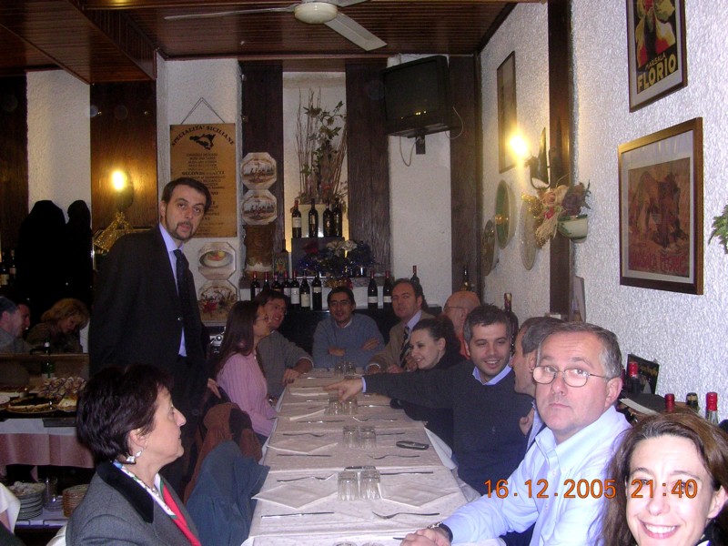 44) D.S.I.  Galbani - Cena aziendale Natale 2005.JPG