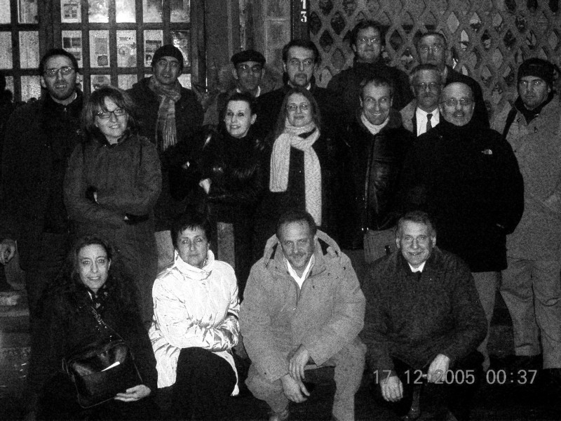 49) D.S.I. Galbani 2005 - Gruppo al completo in occasione della cena di Natale..JPG