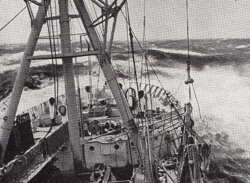 146-GENEPESCA I.    In Atlantico, foto del Gennaio 1960 da Le vie del Mare.jpg