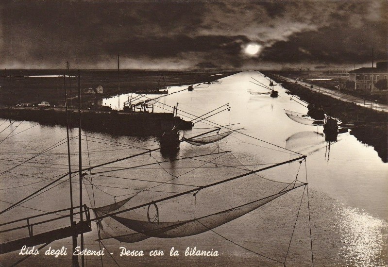 102-Lido degli Estensi (FE) Pesca con la bilancia.jpg