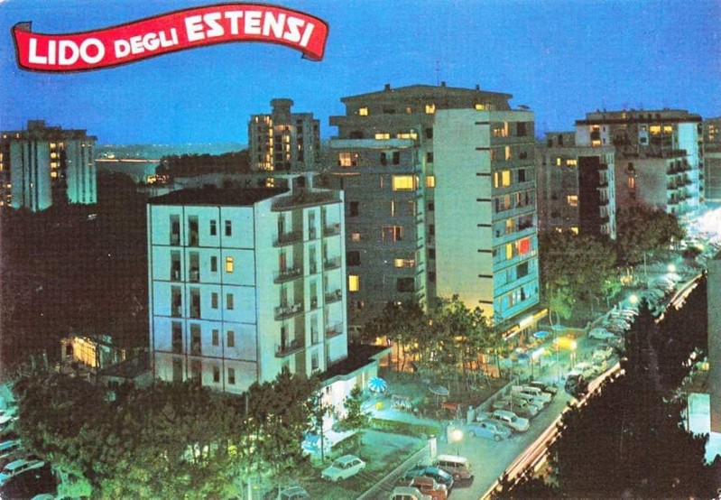 131) Lido degli Estensi anni '60..jpg