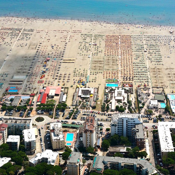 137) Lido degli Estensi - Spiaggia 2020.jpg