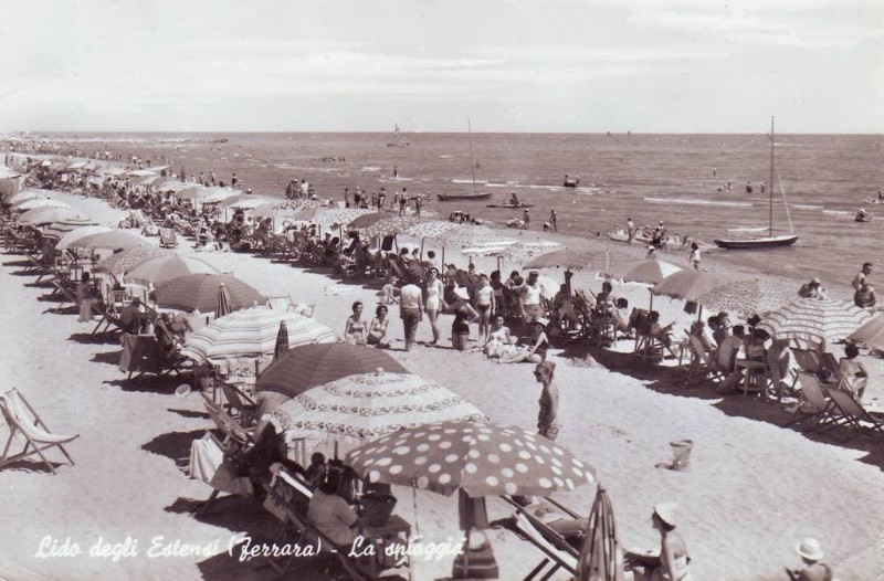 152) Lido degli Estensi - La spiaggia..jpg