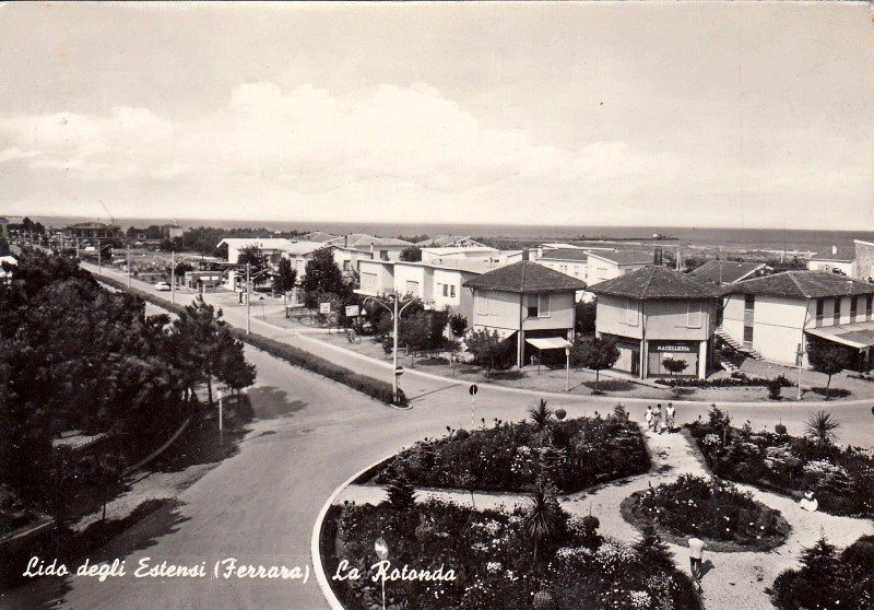 16b-LIDO DEGLI ESTENSI, FERRARA, LA ROTONDA, 1964.JPG