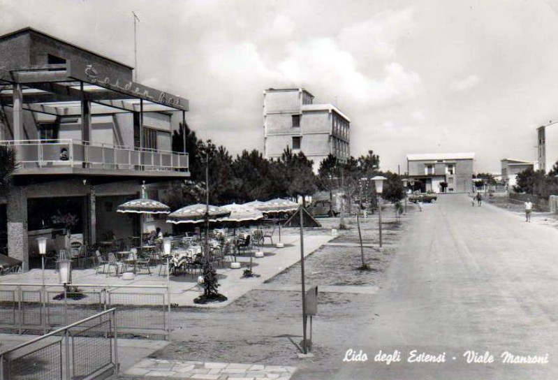 17-Viale Manzoni anni '50..jpg