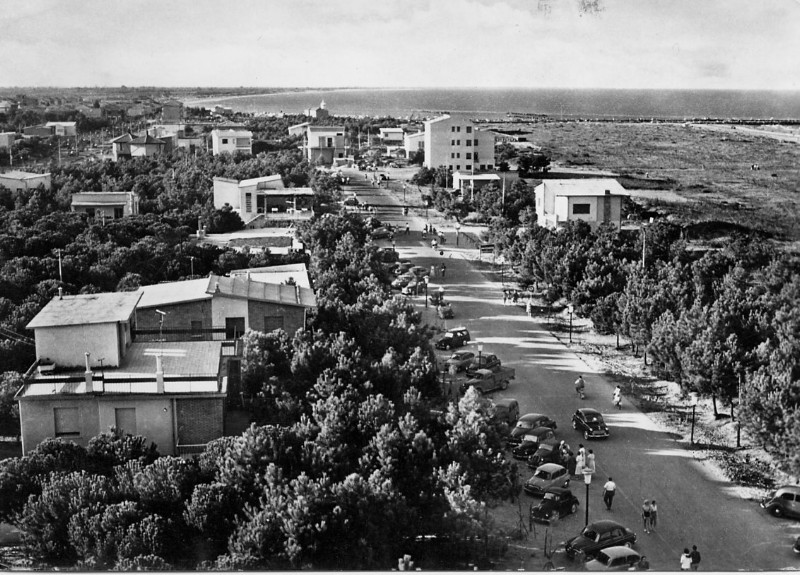 25a-Viale Pascoli 1958.jpg