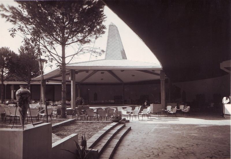 58-Tropicana.jpg