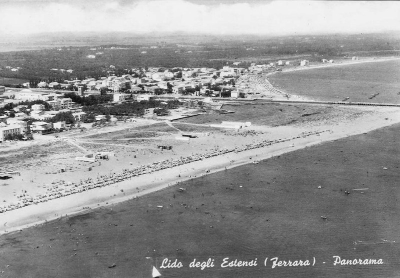 74a-Lido degli Estensi, Ferrara - Panorama 1965.jpg