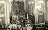 06-Don Candido Argenta, ingresso nella ns chiesa x la prima messa novella, anno 1953.jpg