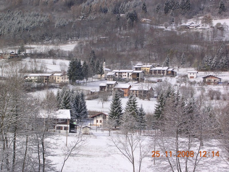 Inverno a Roncoi dal basso.JPG