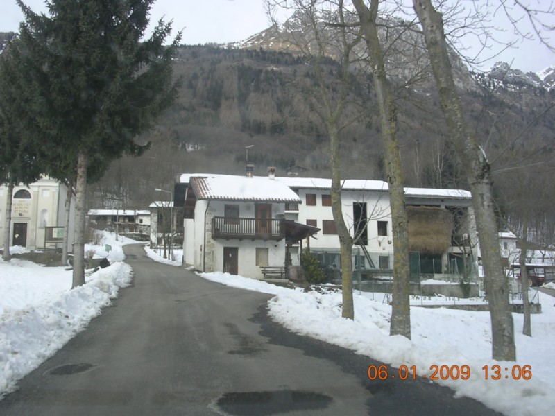 Strada per San Felice.JPG