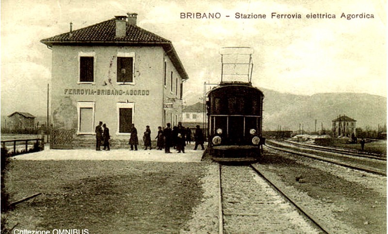 15e) Bribano - Stazione ferroviaria elettrica Agordina..jpg