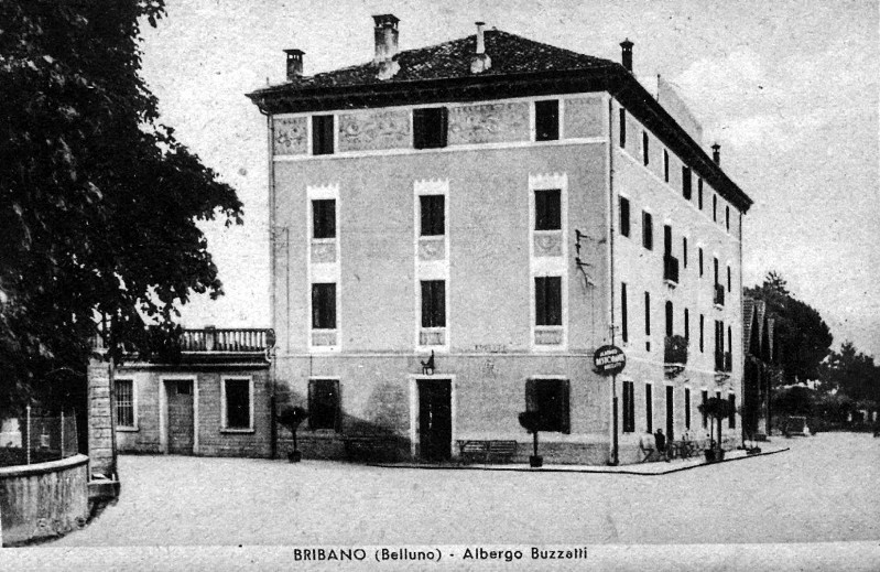 36) Bribano (Belluno) - Albergo Buzzatti.jpg