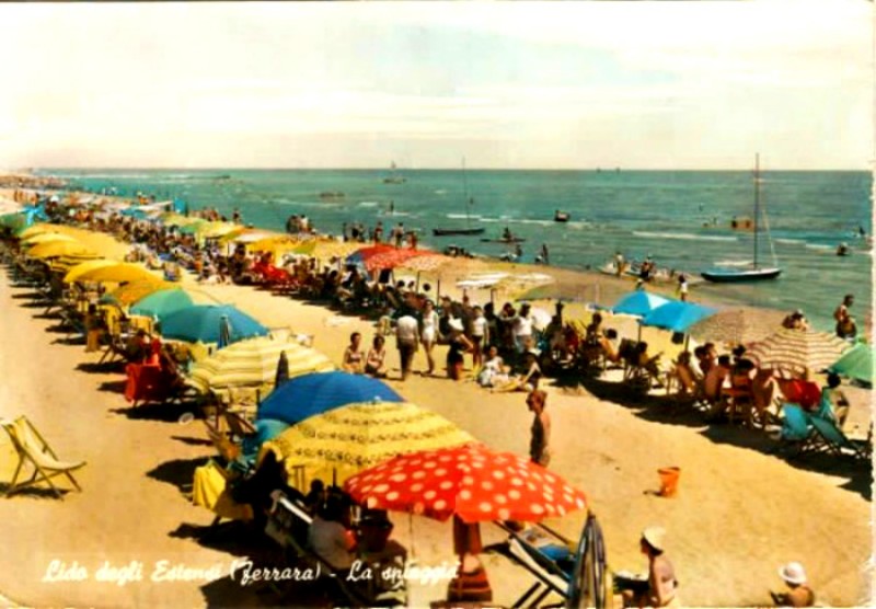 194)  Lido degli Estensi - La spiaggia..jpg