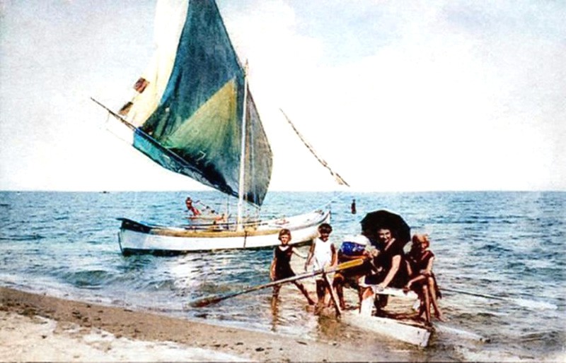 71) Alla Marina di Magnavacca, anno 1910. Andan a Mérine a ciapé la scarandine...jpg