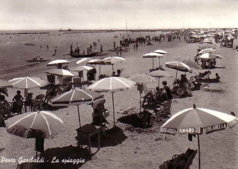 103-porto garibaldi(ferrara) la spiaggia.jpg