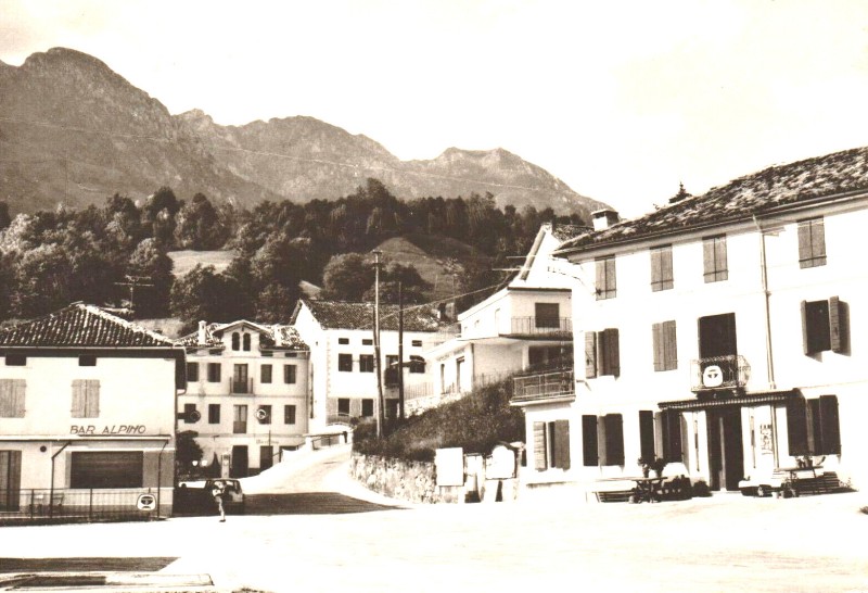 80b) SAN GREGORIO NELLE ALPI - CENTRO (BELLUNO) 1971.jpg