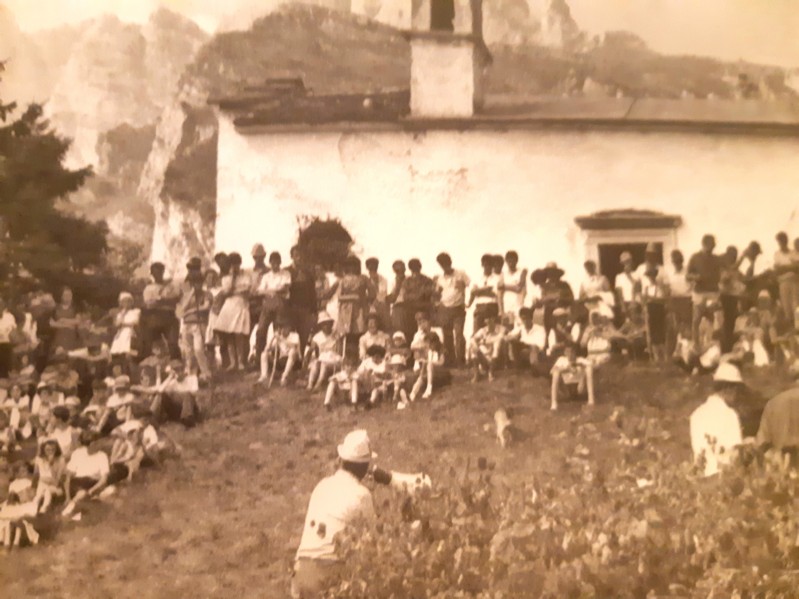 98-La festa di San Felice iniziata negli anni '50, organizzata da un colorito personaggio di Roncoi, Gino Bortoluzzi (Gino maorin) e ora organizzata dagli Alpini..jpg