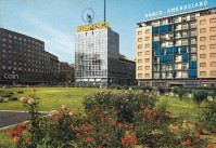 6) Piazzale Loreto, anni '70. Mitico COIN e UPIM..jpg