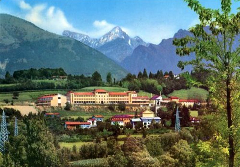 52a-VELLAI DI FELTRE BELLUNO  Istituto S.Bernardino Opera Don Guanella anno 1963.JPG