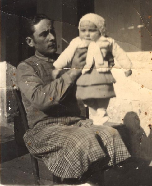 112-Papà Piero Lise con il figlio Giancarlo, anni '30.jpg