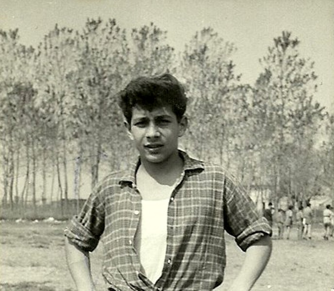 21c-Purificato nel campo di calcio anni '60..jpg