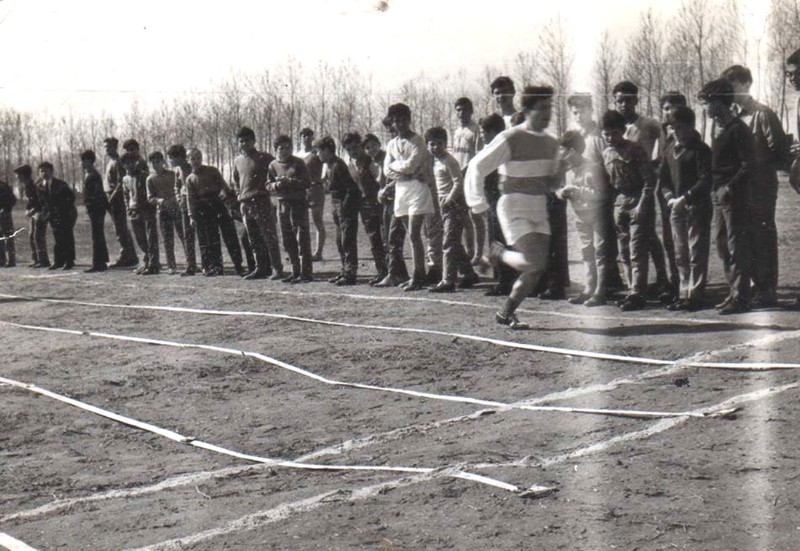 71b-Lido degli Estensi, giochi di Primavera 1963.jpg