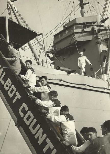 251a-Lido degli Estensi fine anni '50 con Gianni Gislon.jpg