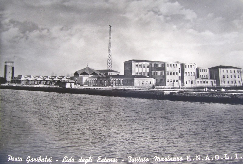 414-Porto Garibaldi - Lido degli Estensi - Istituto Marinaro E.N.A.O.L.I. anno 1957.JPG