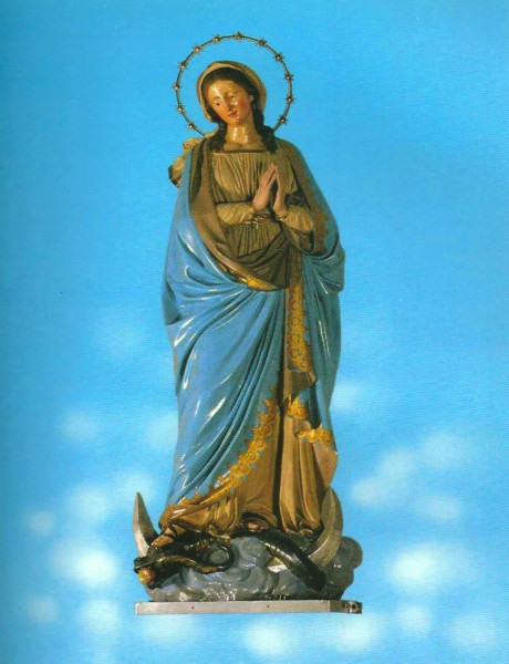 16-Statua dell'Immacolata, patrona della Parrocchia.jpg