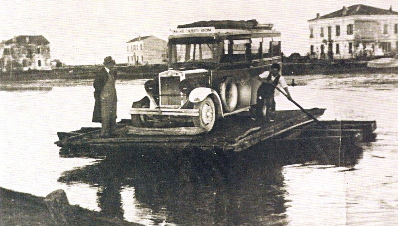 28-AL PASS per anni e ani fino alla fine dei suoi giorni nel Febbraio del 1955 gestito dalla famiglia SCRIGNOLI, nei pressi dell'OSTERIA DELLA POSTA, al suo posto il ponte BALEY..jpg