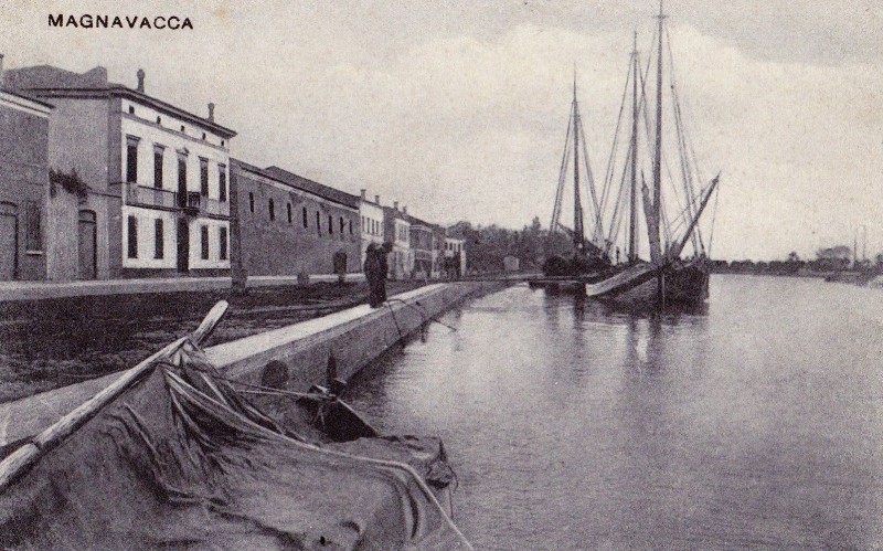 37h-Primi del Novecento - Magnavacca - La strada del Porto canale doveva chiamarsi Largo Garibaldi o Viale Garibaldi.JPG