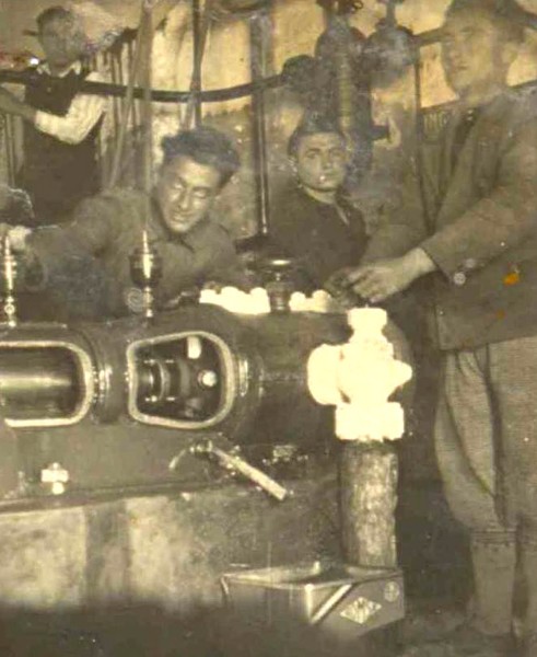 38g-Porto Garibaldi - 1927, Si tratta di una prova della rimessa in esercizio della  fabbrica del ghiaccio distrutta dalle bombe americane nel 1945..jpg