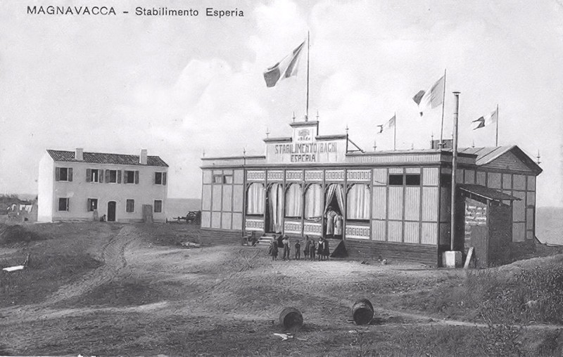 78b-Magnavacca -  il nuovo stabilimento Bagni Esperia - anno 1917.jpg