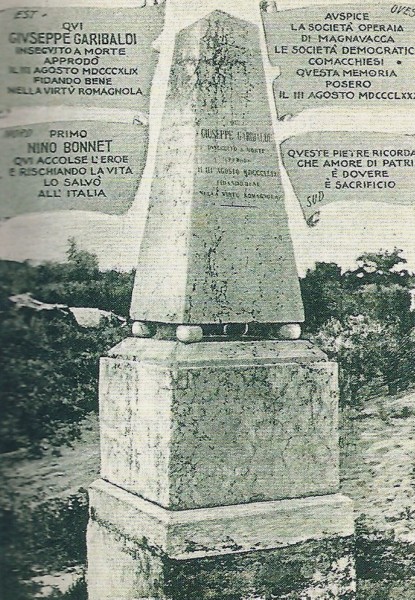 140a-Obelisco commemorativo dello sbarco di Garibaldi sulla spiaggia di Magnavacca..jpg