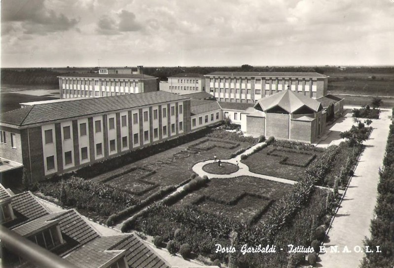 200e-Istituto marinaro Lido degli Estensi anno 1956.jpg