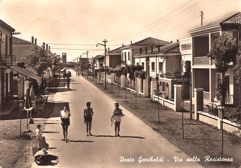 202a-Porto Garibaldi - Via della Resistenza 1958 - Bar, Ristoranti, Alberghi e Pensioni..JPG