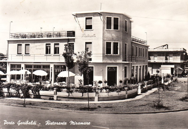 234a-Porto Garibaldi ristorante Miramare anno 1957.jpg