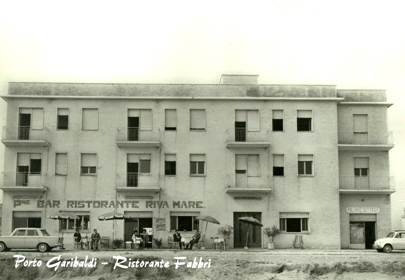 262d-Porto Garibaldi anni '60 -Albergo Ristorante RIVA MARE- gestione fam. Fabbri..jpg