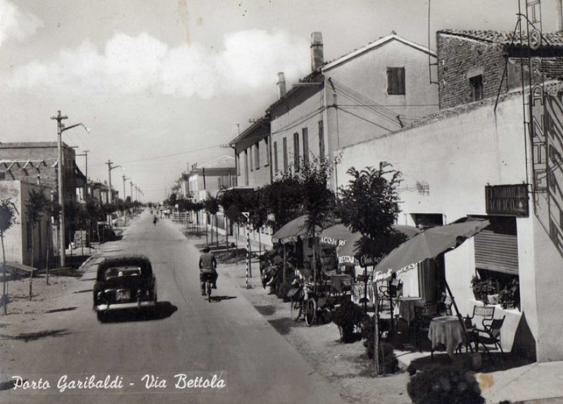 272a-Porto Garibaldi-Via Bettola 1951, oggi via Resistenza.jpg